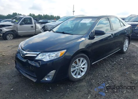 2012 Toyota Camry Xle z USA, uszkodzony, nr VIN 4T1BF1FK6CU005198